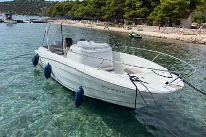 Charter Motorboat Jeanneau Cap Camarat 7.5 Vinišće