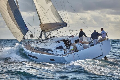 Hire Sailboat JEANNEAU SUN ODYSSEY 490 Šibenik