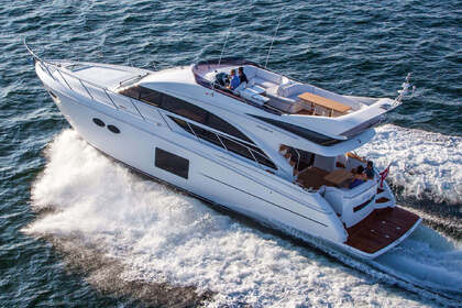 Miete Motorboot Princess Flybridge 52 Porto