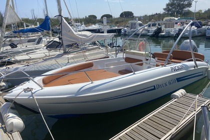 Charter Motorboat Plastimare Dyuk 650 Sainte-Marie