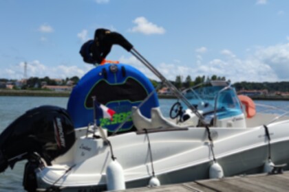 Hire Motorboat QUICKSILVER 635 COMMANDER (Moteur 2021 neuf) Anglet