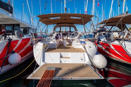 Noleggio Barca a vela ELAN 45 Impression Zaravecchia