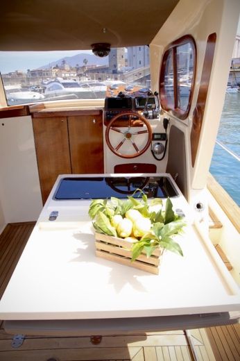 Motorboat Apreamare 750 Plano del barco