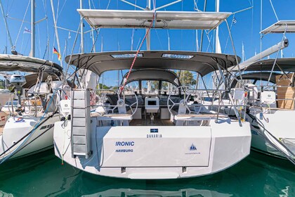 Miete Segelboot Bavaria Yachtbau Bavaria C42 Lefkada