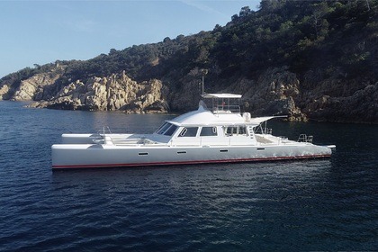 Miete Katamaran TIVICAT Catamaran unique Saint-Tropez