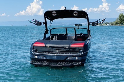 Location Bateau à moteur Mastercraft XT22T Lausanne
