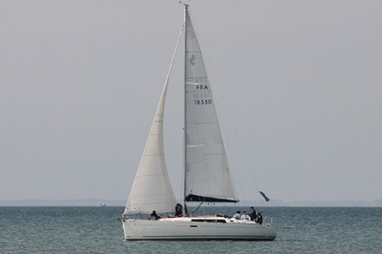 Location Voilier BENETEAU OCEANIS 37 La Trinité-sur-Mer