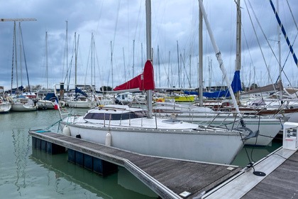 Charter Sailboat Jeanneau Fantasia La Rochelle