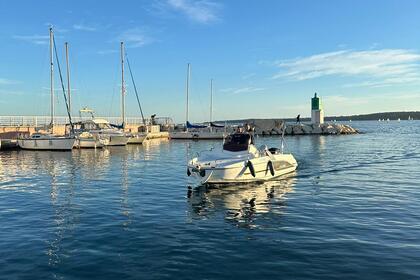 Charter Motorboat Beneteau flyer 6 sundeck Cannes