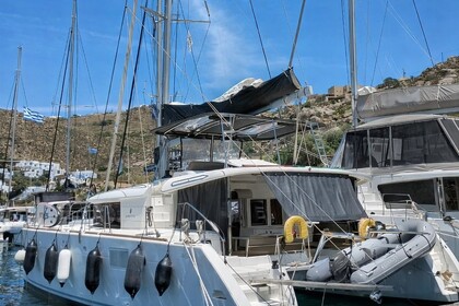 Rental Catamaran Lagoon 450  Flybridge  Mykonos