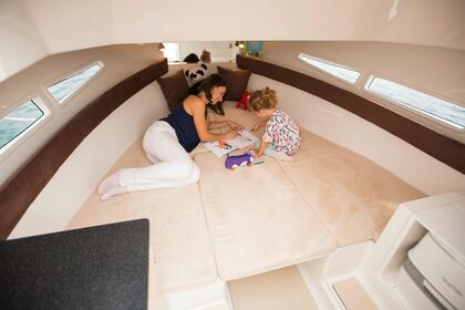 Charter Motorboat ATLANTIC MARINE SUN CRUISER 690 Grebaštica