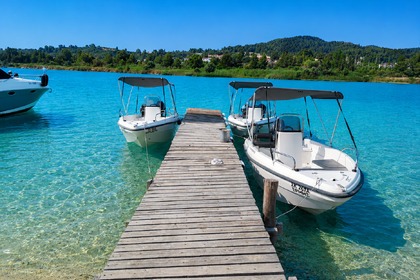 Location Bateau sans permis  Karel 4,55 Pefkochori