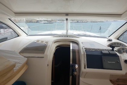 Hire Motorboat Fairline Targa GT52 Gozo