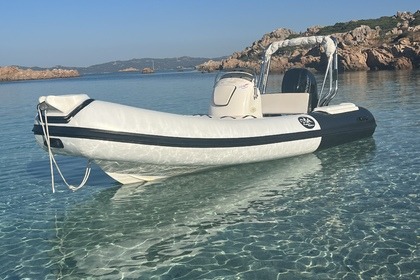 Hyra båt Båt utan licens  Pegasus G46 Porto Rotondo