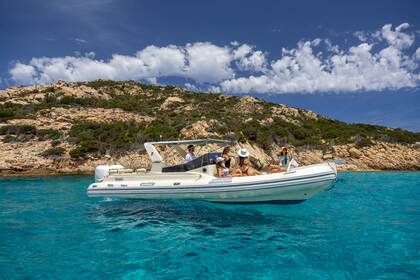 Charter RIB Solemar 900 Santa Teresa Gallura