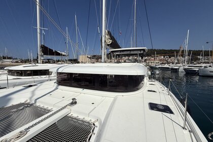 Location Catamaran Lagoon-Bénéteau Lagoon 42 - 4 + 2 cab. Split