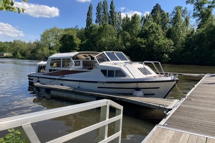 Location Bateau à moteur Gibert Marine Jamaica 8 Château-Gontier-sur-Mayenne