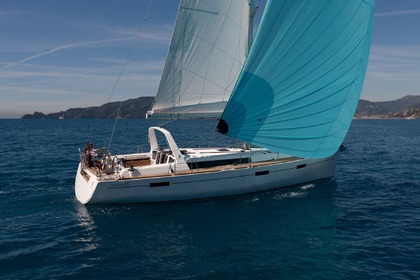 Alquiler Velero Beneteau Oceanis 45 Palamós