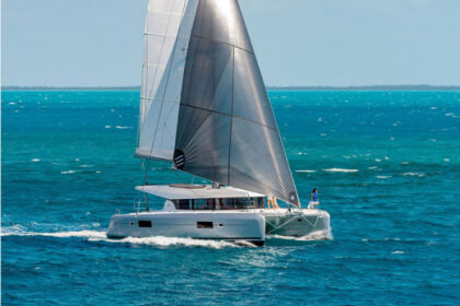 Rental Catamaran Lagoon Lagoon 42 Paros