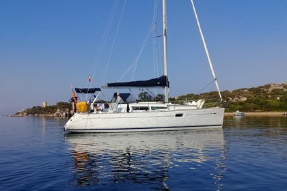 Charter Sailboat JEANNEAU SUN ODYSSEY 36I Saint-Mandrier-sur-Mer