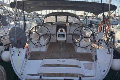 Miete Segelboot Bavaria Yachtbau Bavaria Voyager 45 Pula