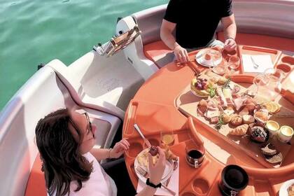 Charter Boat without licence  Artthink GmbH BBQ-Donut MAXI Propriano