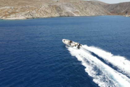 Charter Motorboat Eagle 8.80 OPEN Heraklion