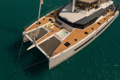 Hire Catamaran Fountaine Pajot 67 Laurium