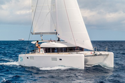 Charter Catamaran LAGOON LAGOON 39 Saint-Mandrier-sur-Mer