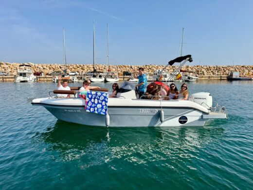 L'Escala Motorboat Trident Open 630 alt tag text