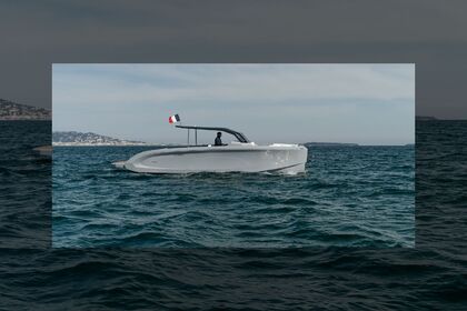 Charter Motorboat RANDBOAT ESCAPE 30 Mandelieu-La Napoule