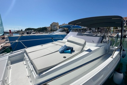 Location Bateau à moteur Benteau Flyer 9 Sundeck Cambrils