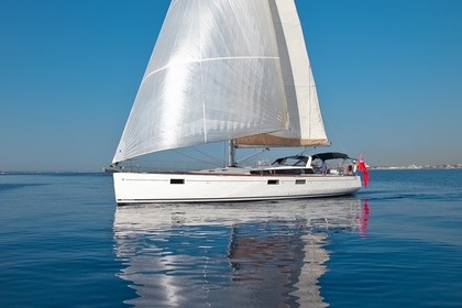 rent a yacht limassol