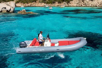 Noleggio Barca senza patente  Bwa Flyer 6,1 40cv Porto Pozzo