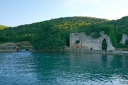 Noleggio Barca a motore Custom Pasara Rakalj