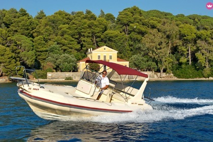 Location Semi-rigide EAGLE 7.4 7.40 Lefkada