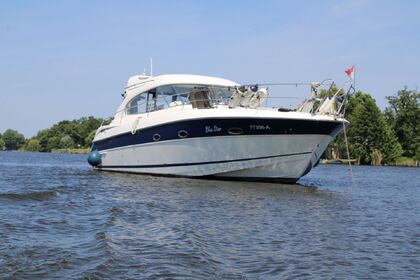 Hire Motorboat Bavaria H T 37/ Berlin
