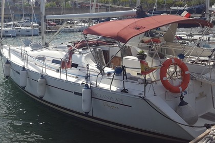 Miete Segelboot BENETEAU OCEANIS CLIPER 393 Barcelona