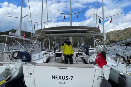 Hire Sailboat Dufour Yachts Dufour 430 - 3 cab. Marmaris