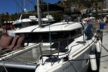 Alquiler Catamarán Lagoon 400 Marbella