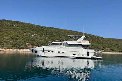 Charter Motor yacht Canados 58 Çeşme