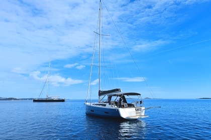 Charter Sailboat  Dufour 390 Grand Large Porto Rotondo