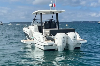 Charter Motorboat Jeanneau CAP CAMARAT 9.0 Série 2 Golfe Juan