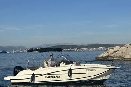 Verhuur Motorboot Quicksilver Active 705 Open Split