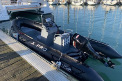 Location Bateau à moteur X pro tender X pro Le Grau-du-Roi