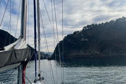 Alquiler Velero Beneteau Oceanis 411 Zumaya