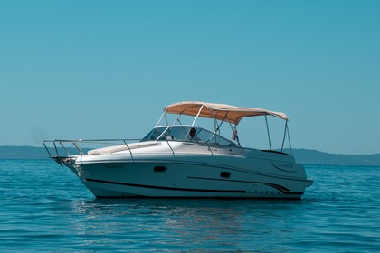 Rental Motorboat Jeanneau Leader 805 Split