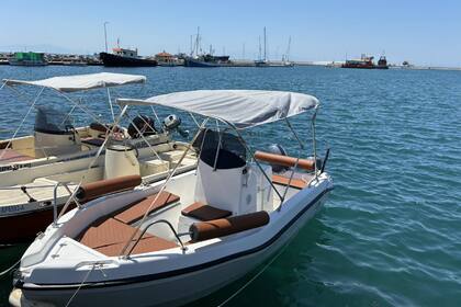 Charter Boat without licence  ATHRAKIBOATS TRITON 4.74 Nea Moudania