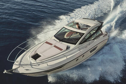 Charter Motorboat BENETEAU Gran Turismo 40 Ajaccio