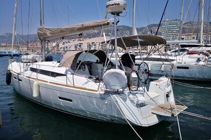 Noleggio Barca a vela JEANNEAU SUN ODYSSEY 439 Tolone